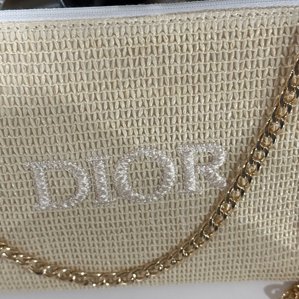 Dior. - Picture 9 of 15